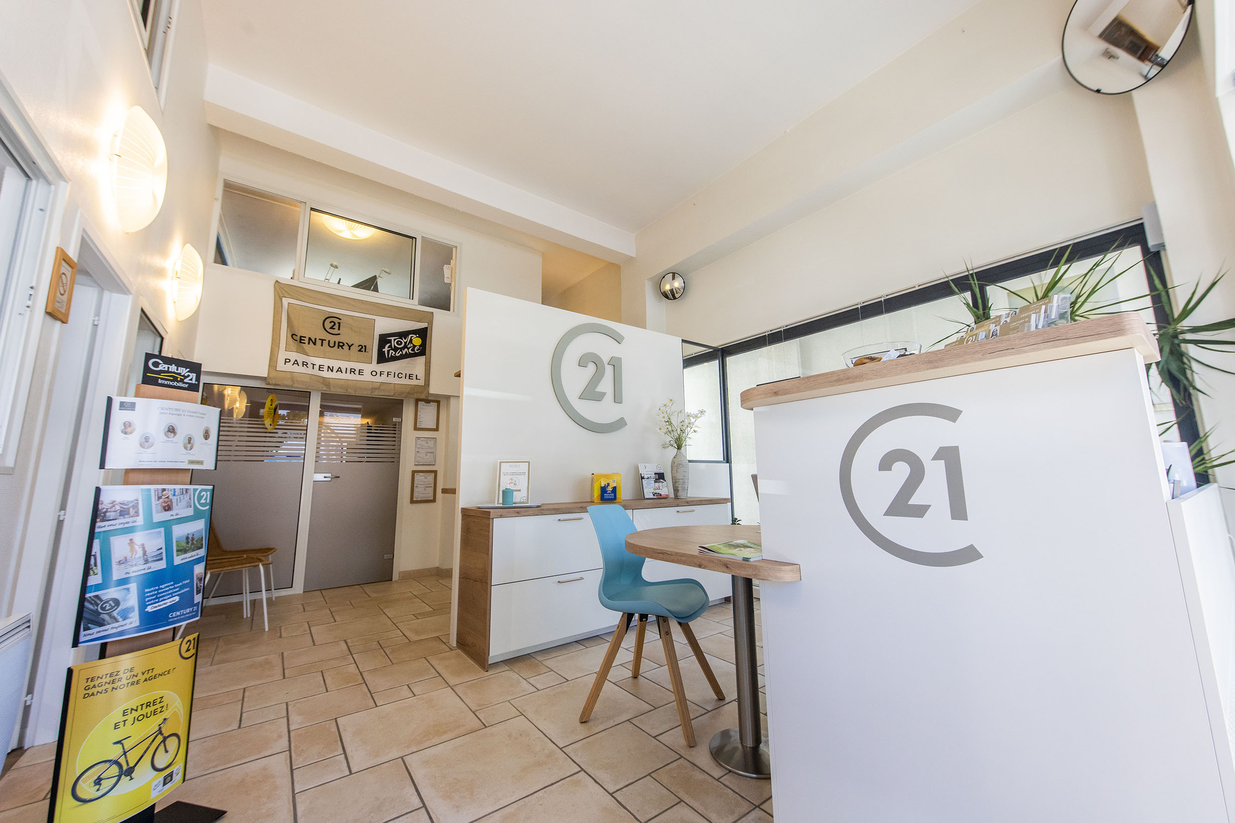 Century 21 Royan Shopping